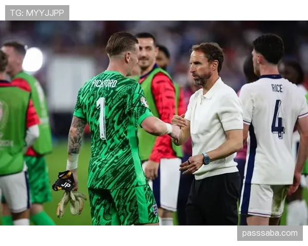 帕尔默 vs 福登：中场位置竞争与战术适配差异